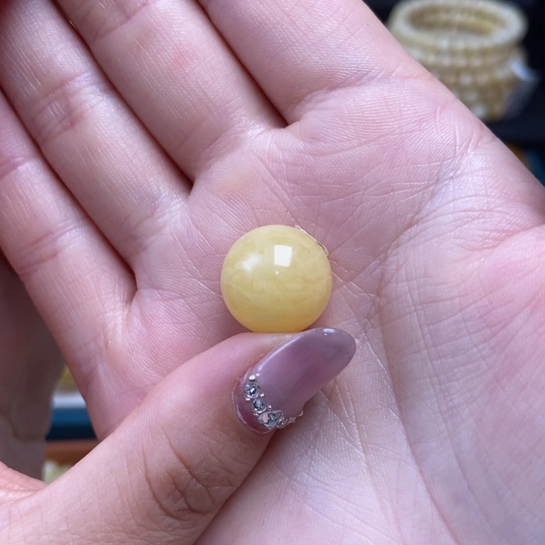 胖***️蜜蜡未镶嵌珠宝奇石