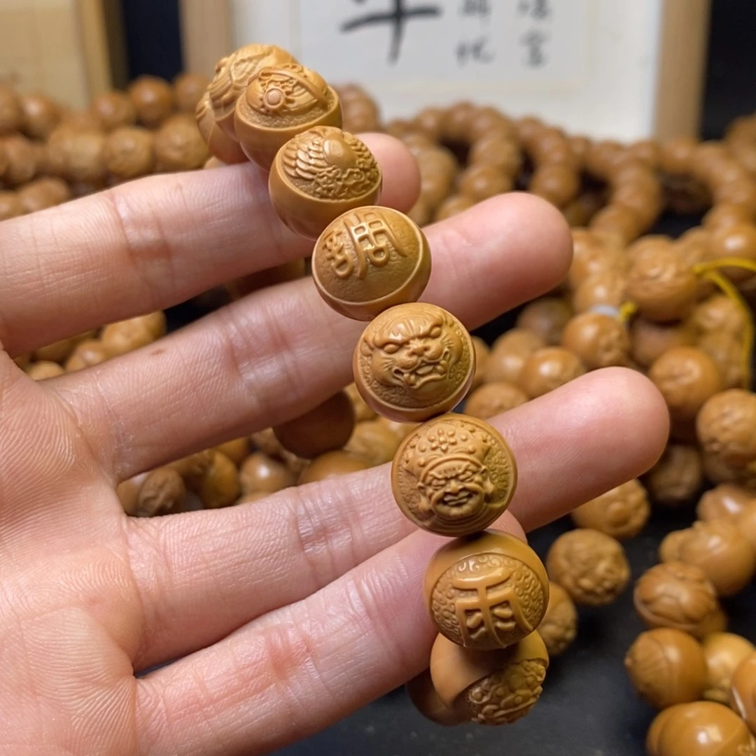 猴头核桃吊坠四大天王