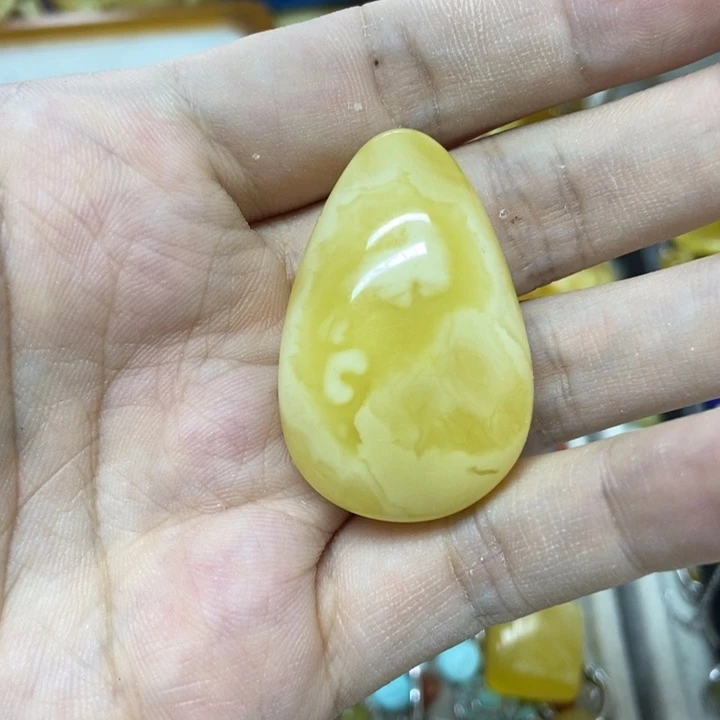 未镶嵌蜜蜡裸石吊坠