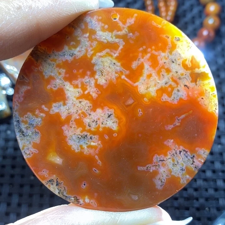 未镶嵌颈饰玛瑙/玉髓秦*哥