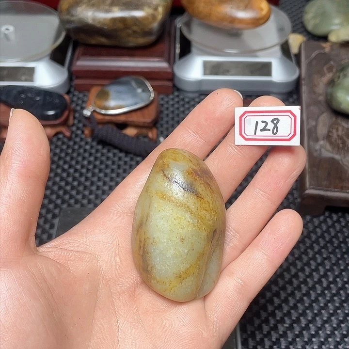 未镶嵌和田玉挂件128