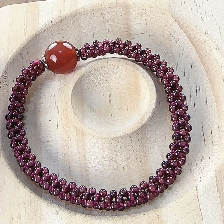 DIY玻璃石榴石编织手串