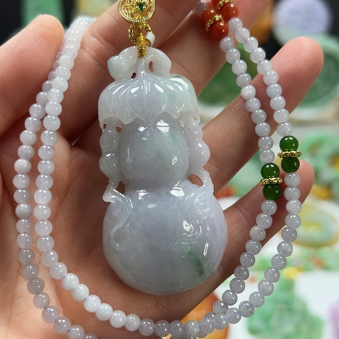 翡翠未镶嵌颈饰吊坠