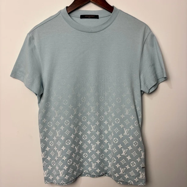 99新 LouisVuitton/路易威登 sfLv渐变老花logo短袖o2883尺码xs