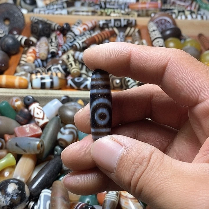 玛瑙/玉髓颈饰足银镀金镶嵌38