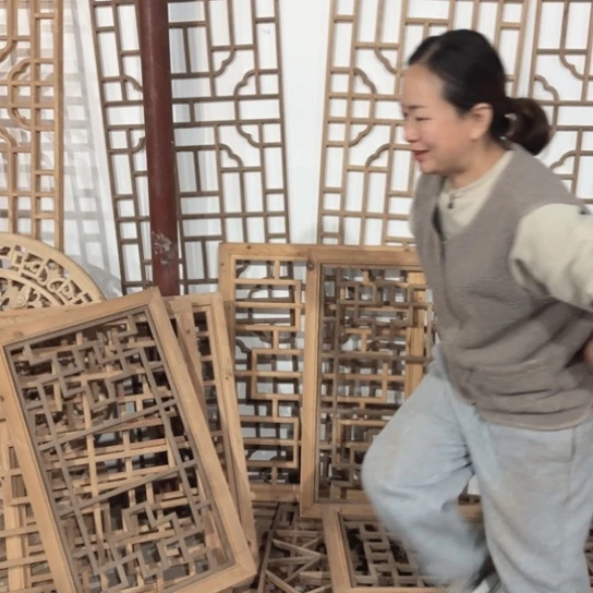 卢***）香榧木一对榆木包邮花格