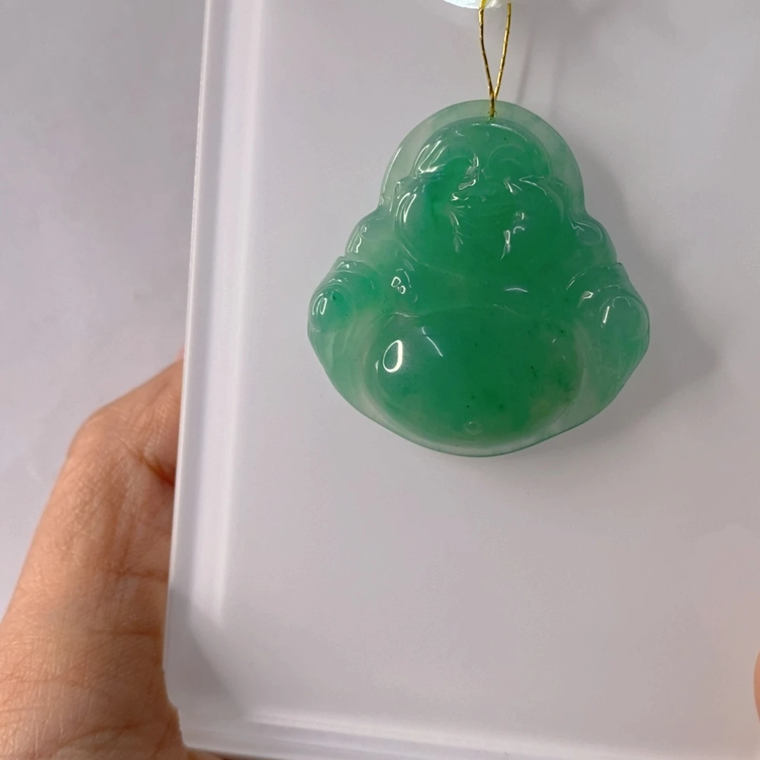 石英质玉未镶嵌颈饰