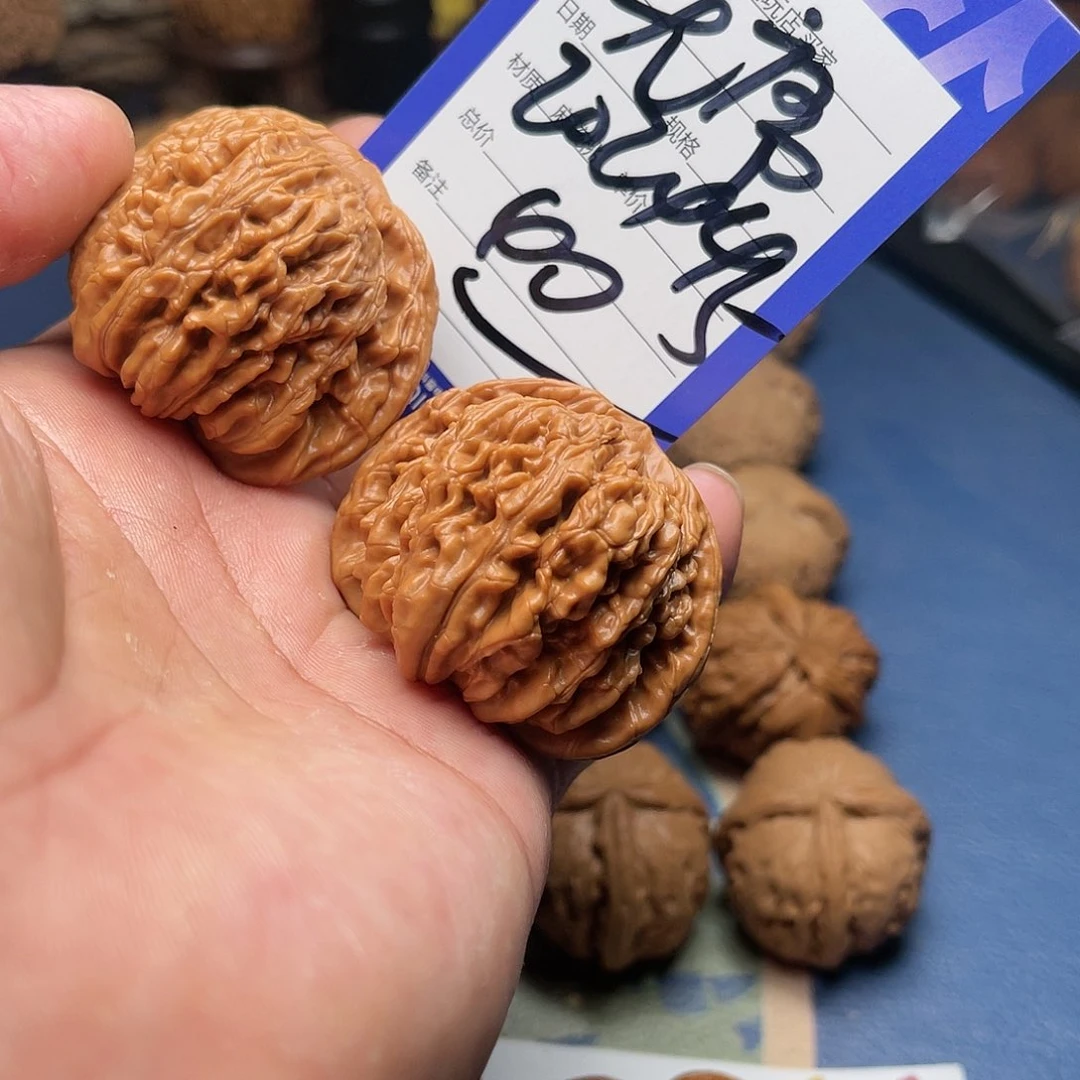 【闪购商品】文玩核桃吊坠无*文玩核桃