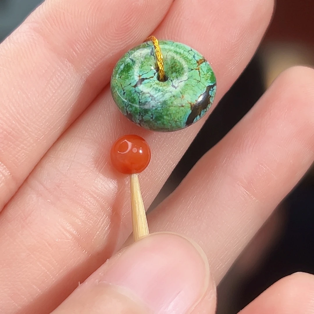 南红玛瑙未镶嵌珠宝奇石