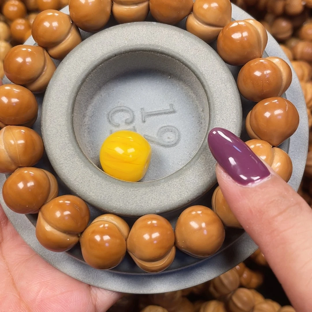 猴头核桃大屁桃猴头