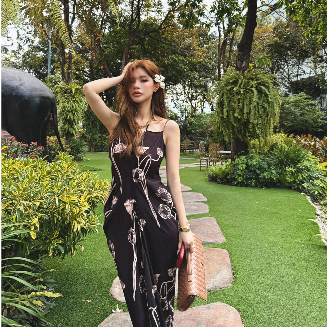 郭甜心【胶片日记】25早春新款小众设计感水墨吊带连衣裙A-12019