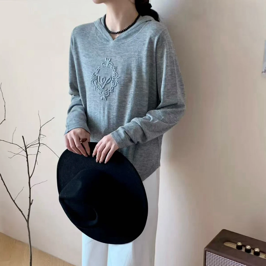 温柔老钱复古风刺绣连帽宽松卫衣女4269