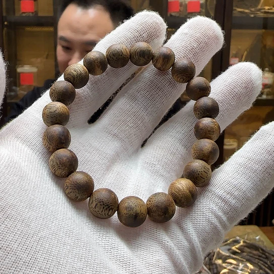 沉香手串龙****所国香棋楠老白棋单圈1.0mm8.5g