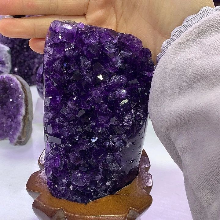 水晶未镶嵌大型摆件（非配饰）