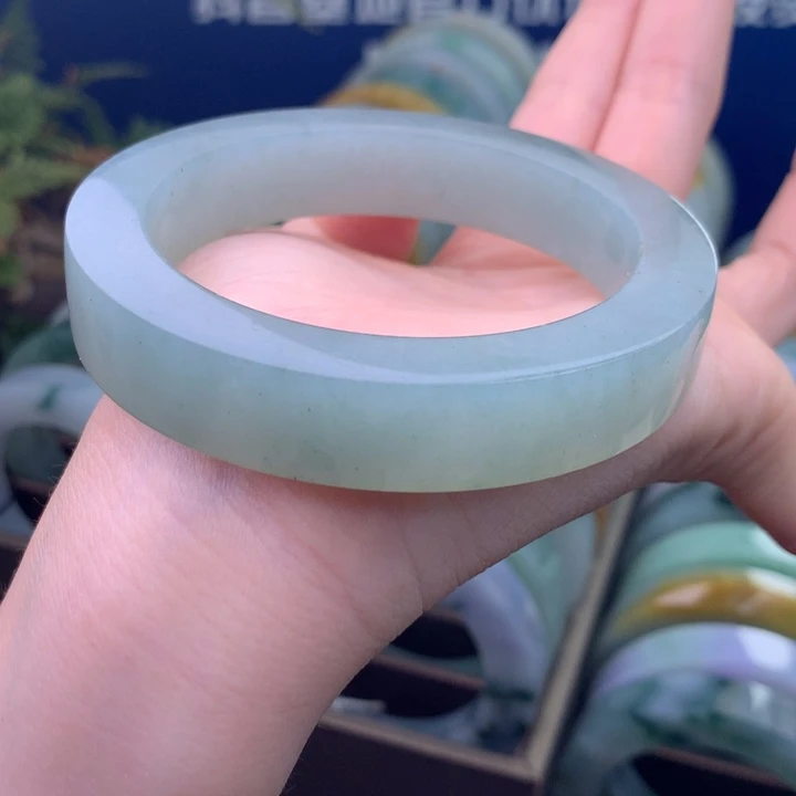 定制翡翠未镶嵌手镯定制不退不换