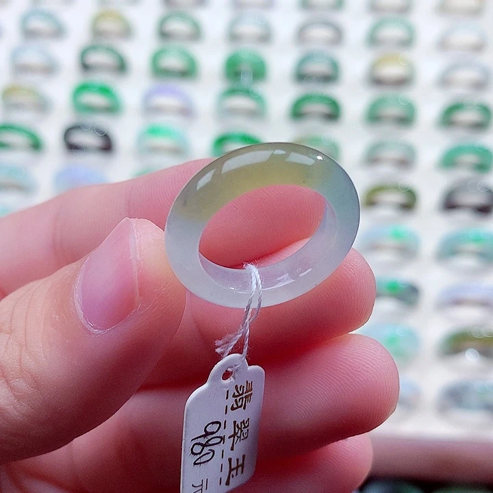 翡翠未镶嵌戒指13号
