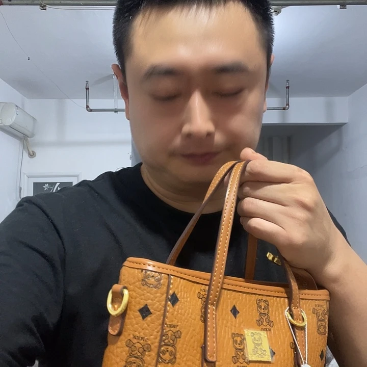 蚕丝PVC水牛皮（革）小牛皮（革）