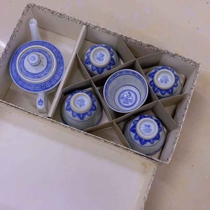 摆件景德镇6头玲珑茶具