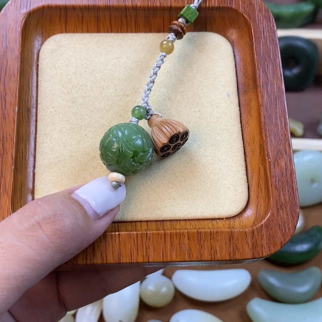 手链未镶嵌和田玉（碧玉）