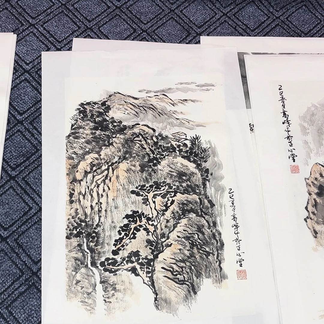 辉***生国画葛峰老师四尺三开山水奇
