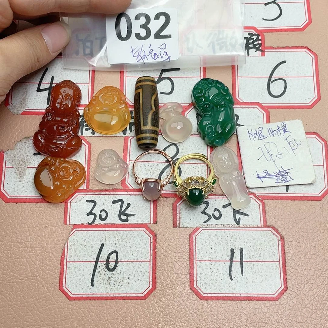 合金颈饰玛瑙/玉髓幸***星