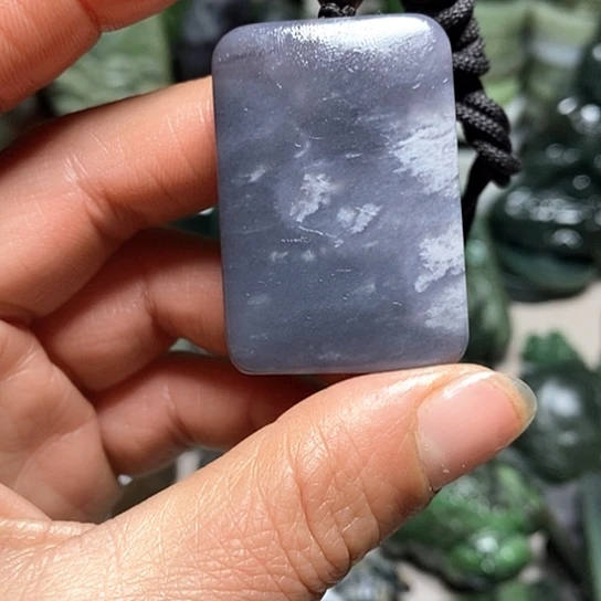 未镶嵌和田玉（糖玉）珠宝半成品