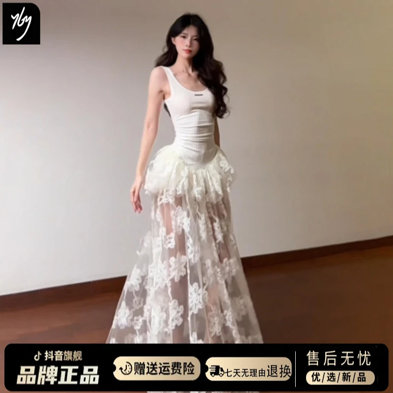 法式氛围感蕾丝拼接连衣裙子女夏2025年新款巨好看的绝美套装长裙