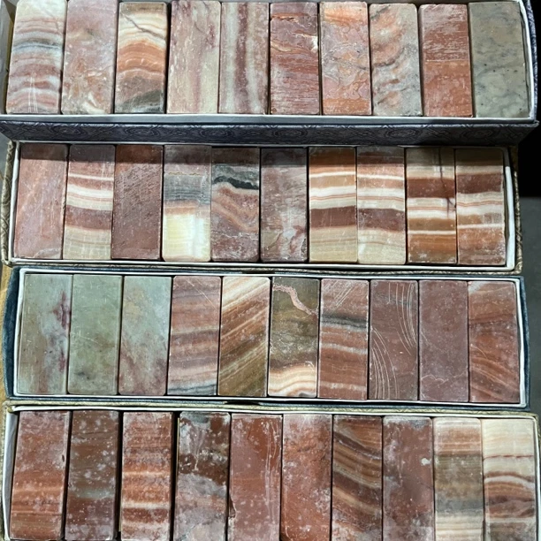 合240:河南夹板印章石2×2×5一盒10方（不挑款微瑕处理）