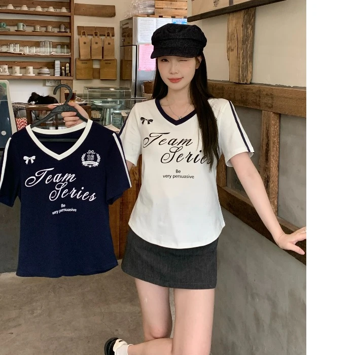 美式复古撞色v领正肩短袖t恤纯欲风辣妹胖mm夏季字母印花收腰上衣