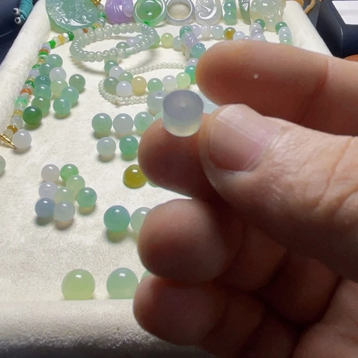 翡翠未镶嵌颈饰天然缅甸翡翠A货