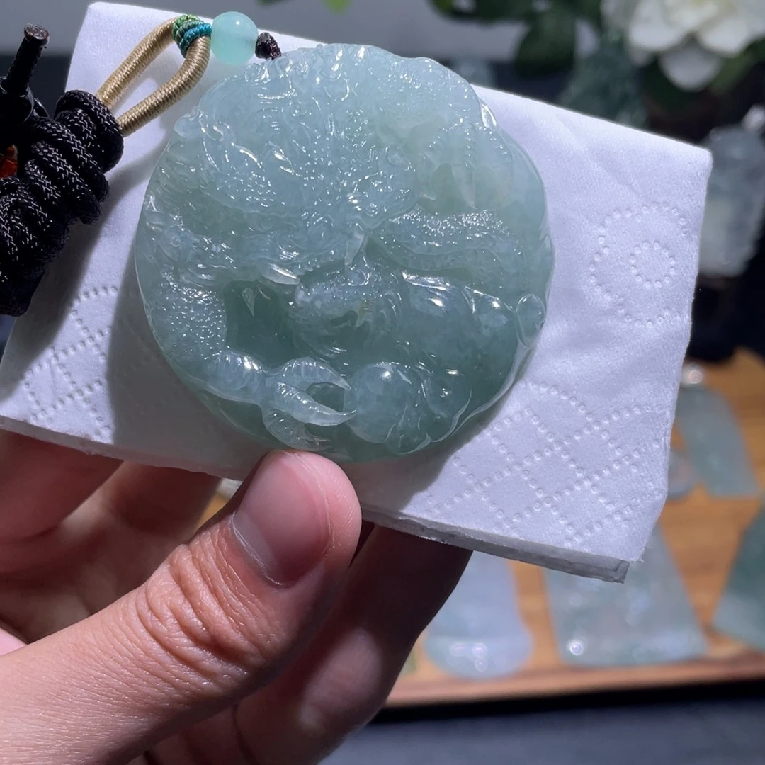 定制翡翠未镶嵌吊坠