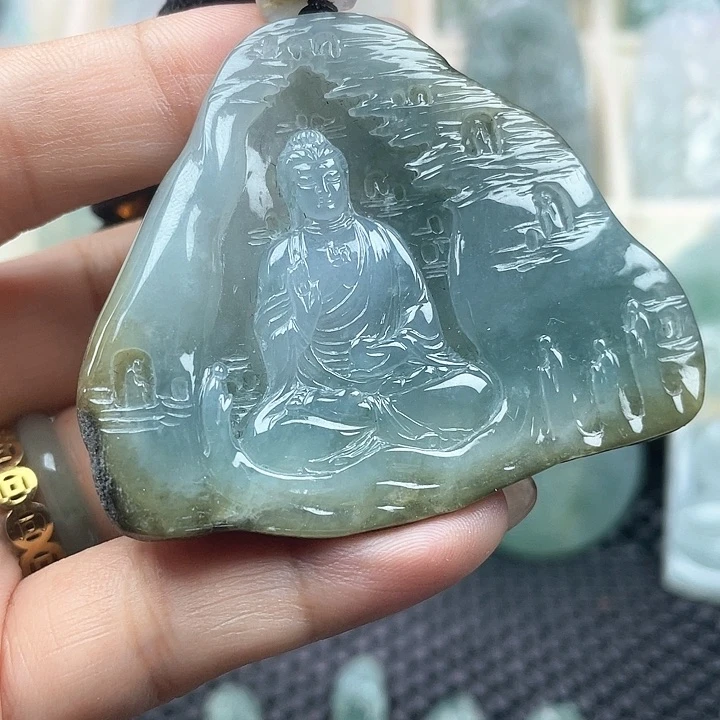 颈饰未镶嵌翡翠天然翡翠A货，阿弥陀佛