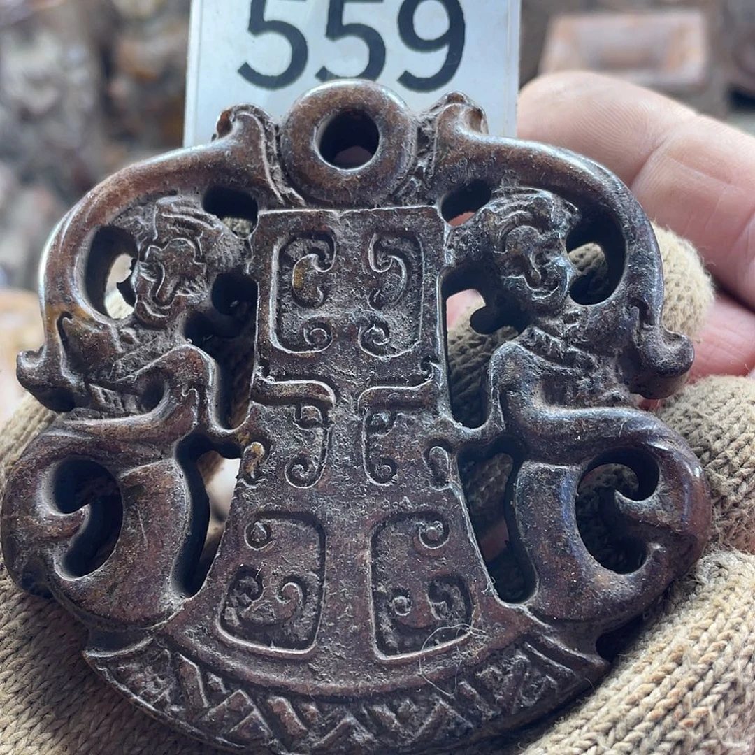 和田玉（糖玉）未镶嵌挂件