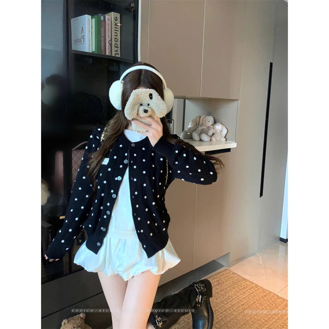 假两件黑色波点巨好看针织开衫外套女早秋韩系氛围感毛衣上衣