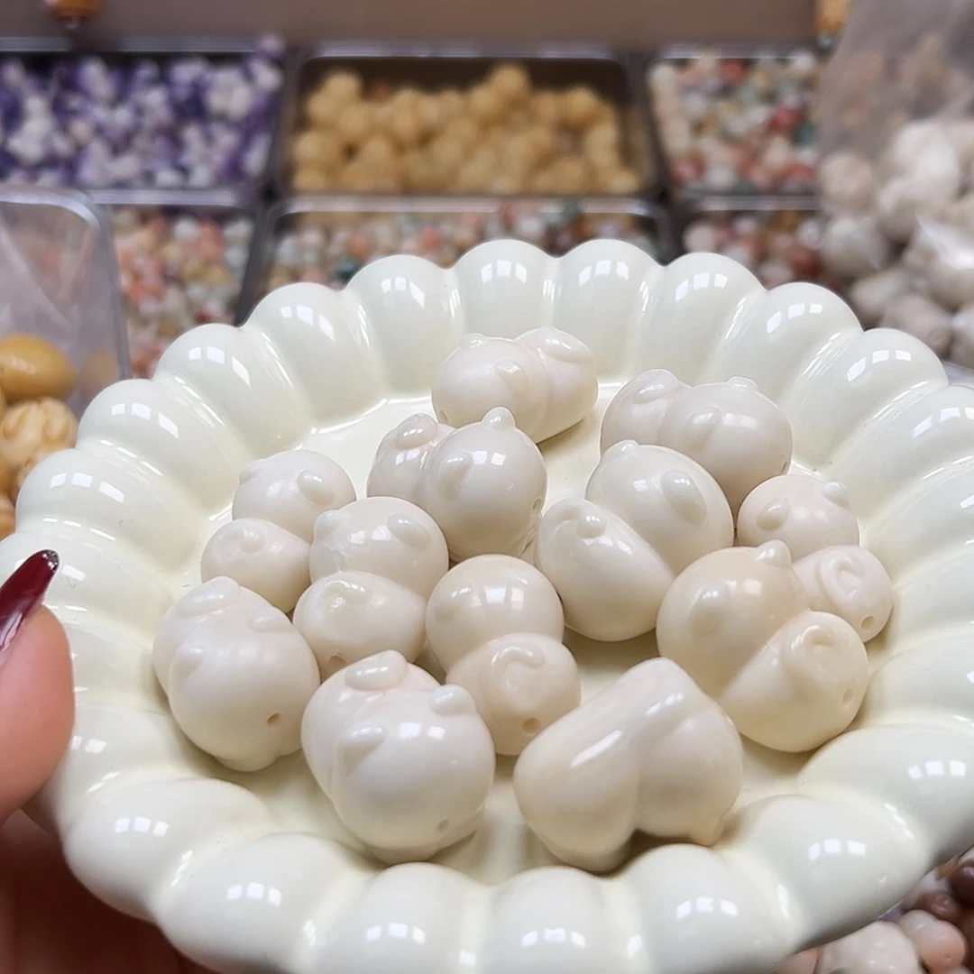 手串菩提根/象牙果瑕疵白趴趴猫12颗有裂