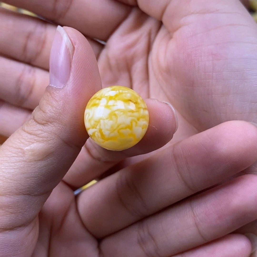 琥珀未镶嵌珠宝奇石16.8