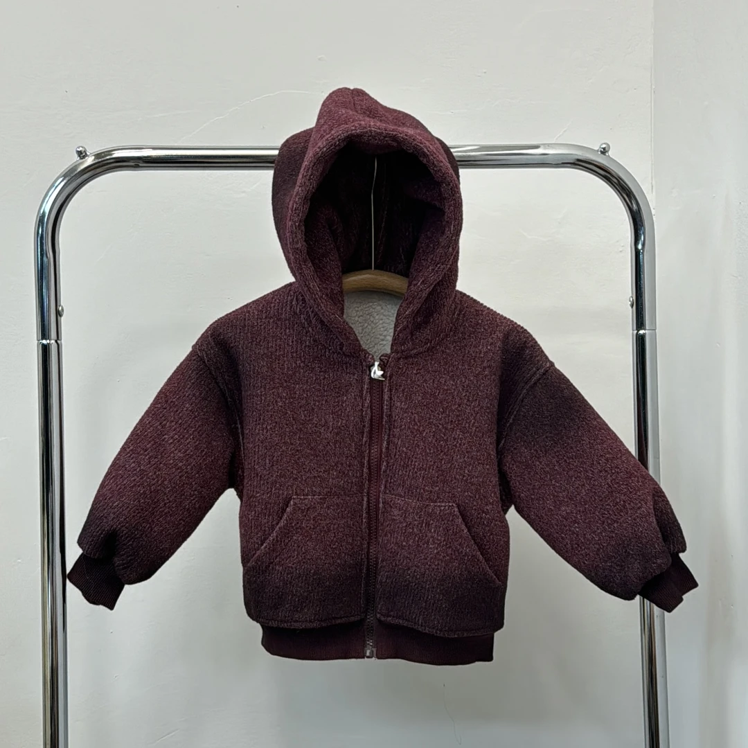 菜菜家童装     dd+红色废土风连帽外套D313