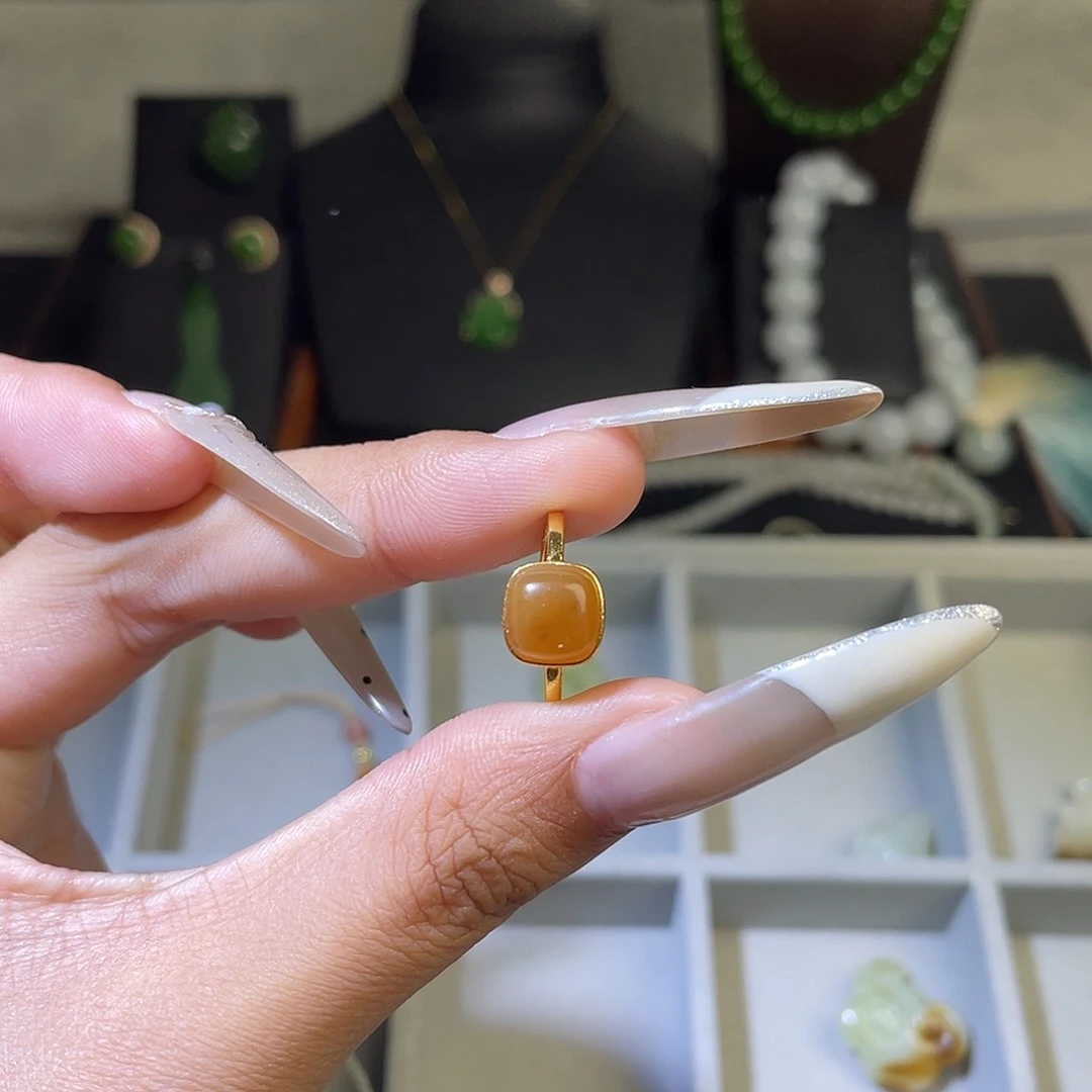 银S925镶嵌戒指和田玉