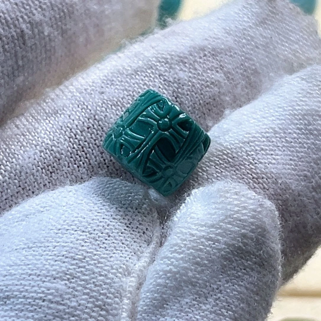 绿松石未镶嵌直切8*9