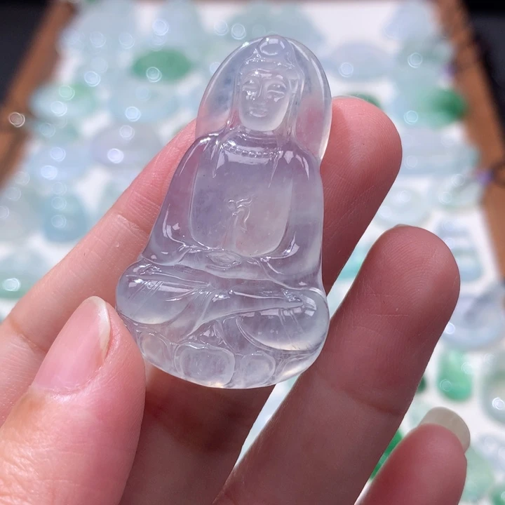 颈饰未镶嵌翡翠高冰素衣观音