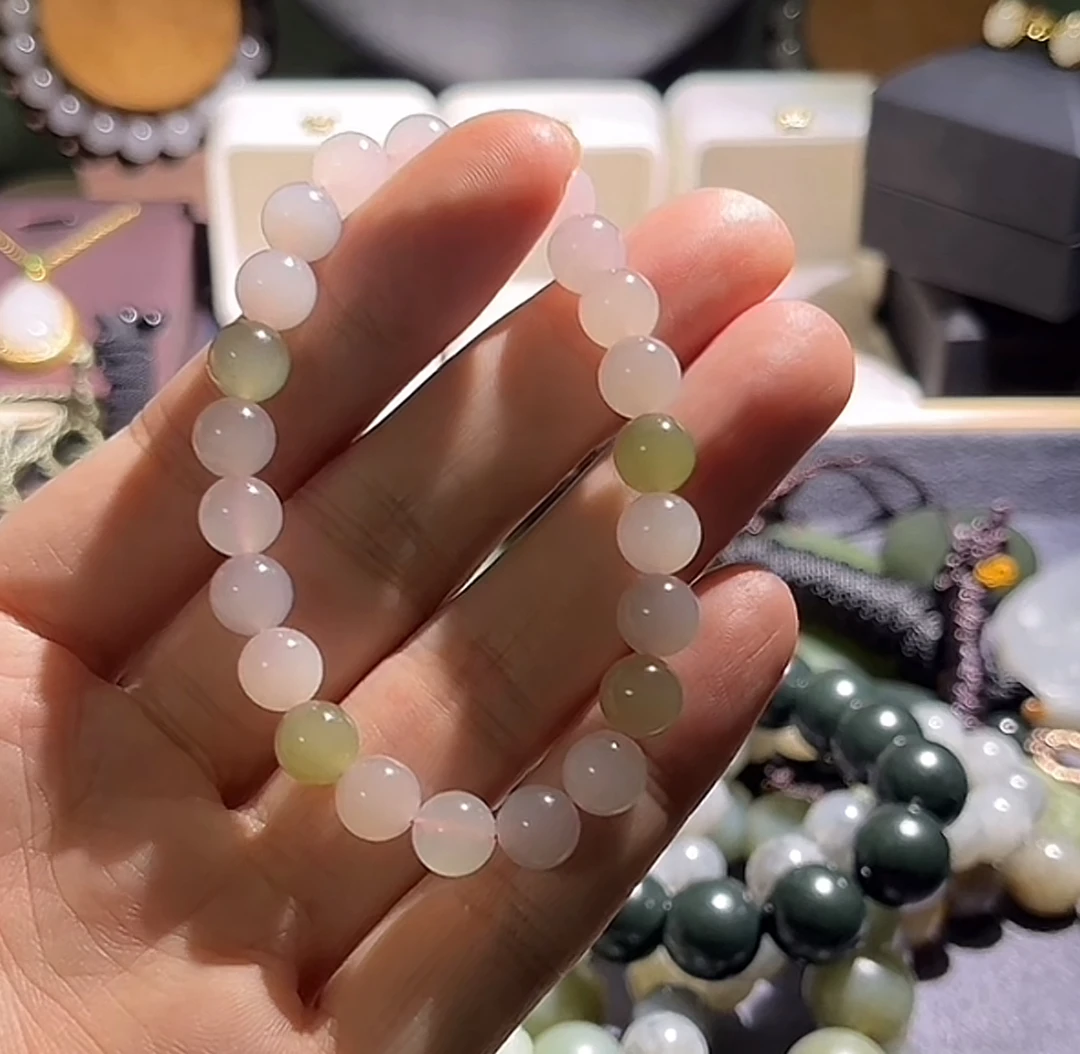 和田玉多色手串8