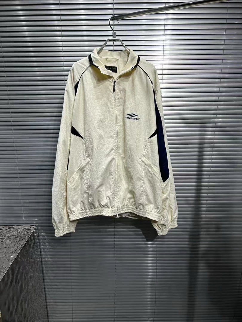 未使用 Balenciaga/巴黎世家 胸前刺绣3b刺绣拉链夹克/xs尺码