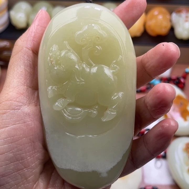 舒***心石材古青石手把件