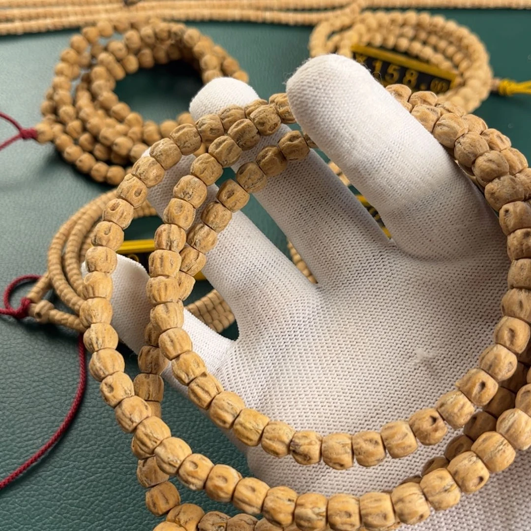 柏香籽/百香籽吊坠只**人