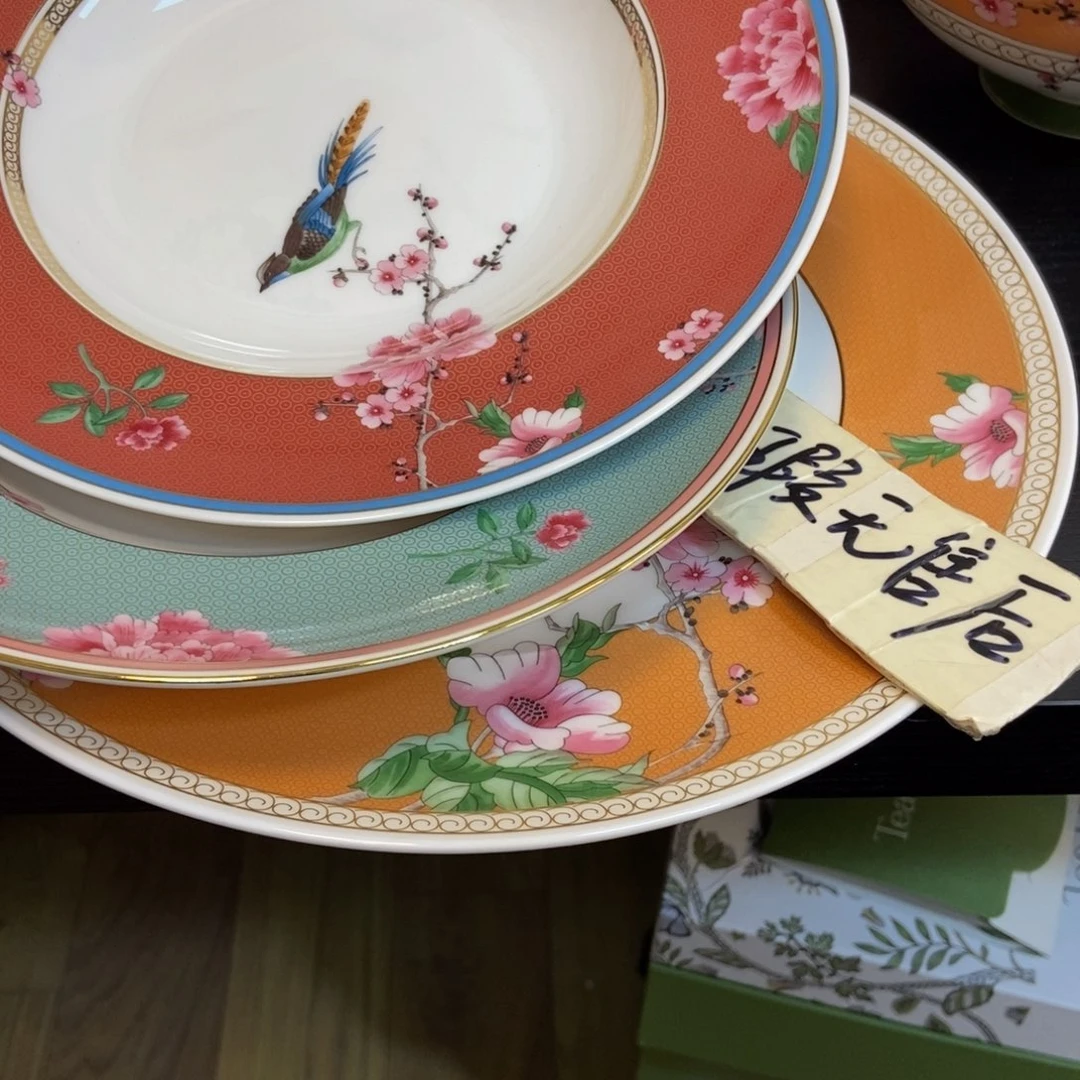 瓷妮***曼两单包邮…………………………