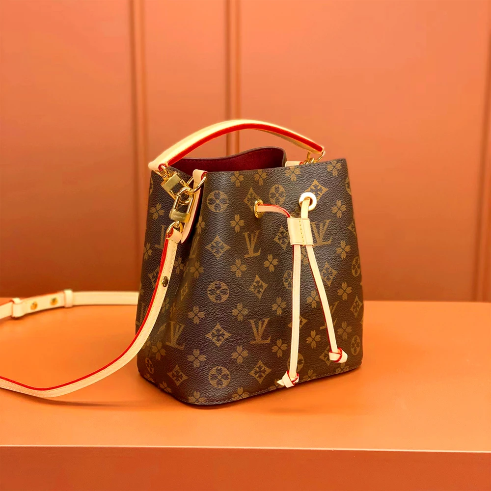 香港正品代购2025新款真皮女包奢侈品老花水桶包小号抽绳单肩斜挎