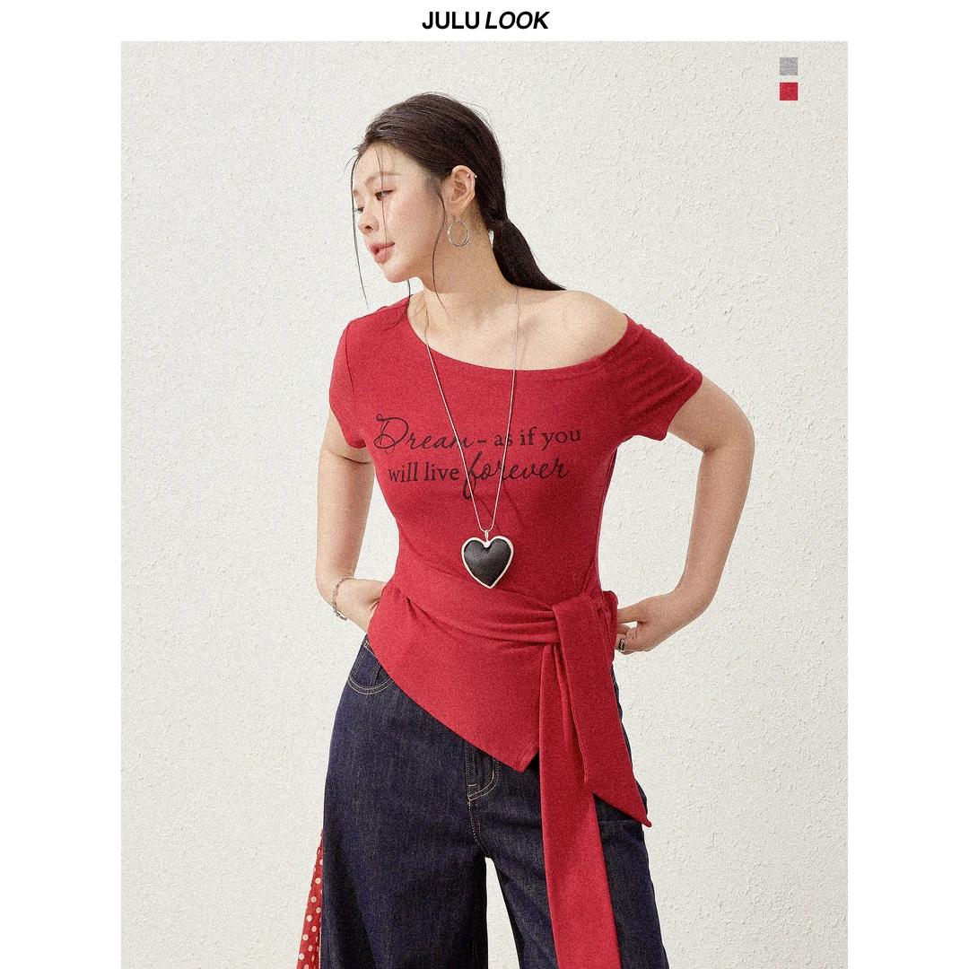 巨鹿工作室“冷雨玫瑰”微胖mm设计感显瘦斜肩绑带短袖T大码上衣