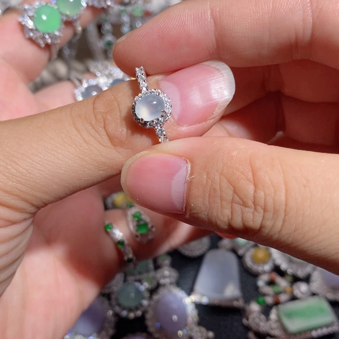 翡翠戒指银S925镶嵌破**悦nn ko