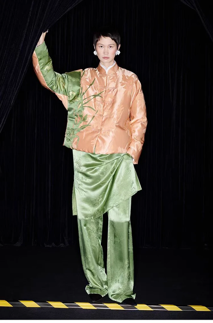 M essential  设计师品牌 鸢尾提花 兰花剪影拼贴 新中式外套