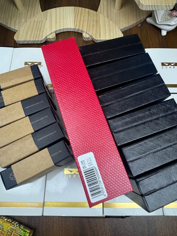 （开盒子送抽奖疯狂星期五盒子）煤油打火机